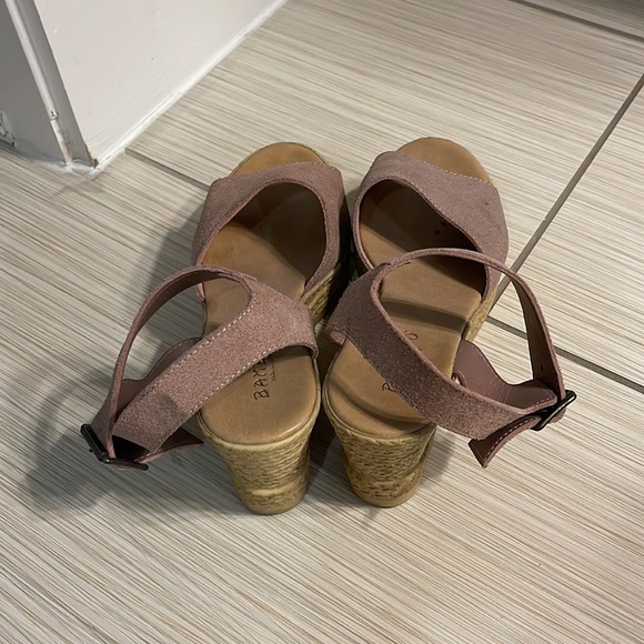 Bamboo platforms - Picture 3 of 3